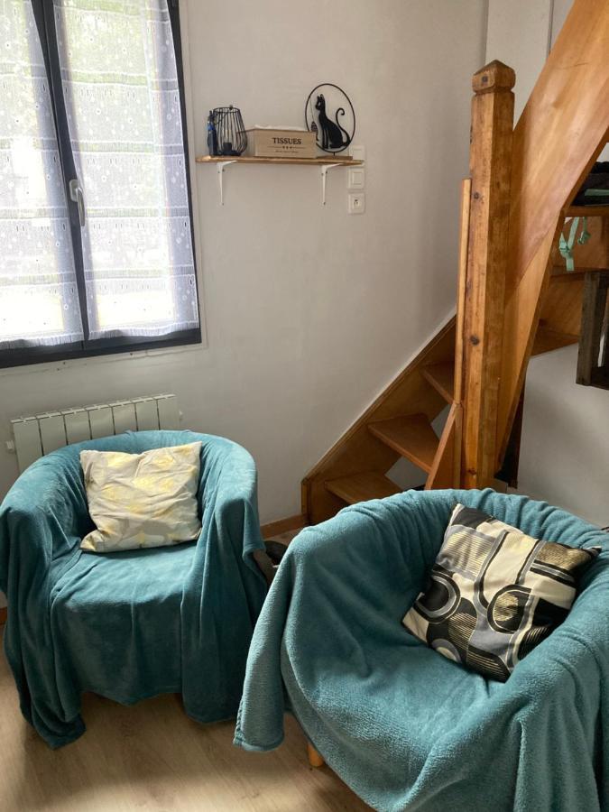 La « cabaneste » Dans *